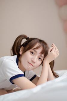 新任的女教师